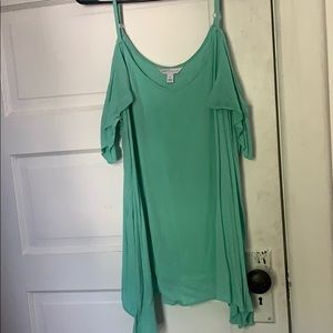 Cold shoulder top